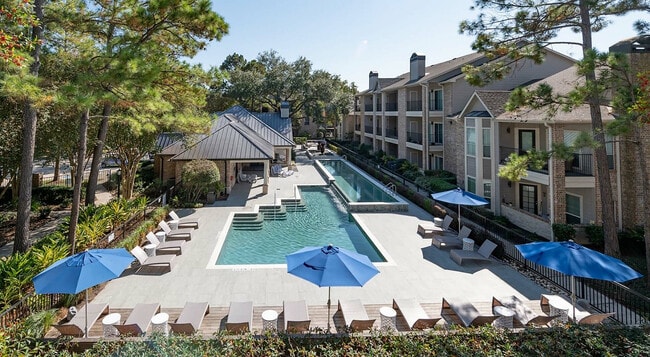 Building Photo - Town Center Crossing