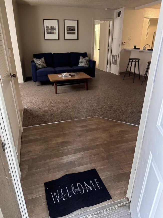 Photo - Woodberry Woods