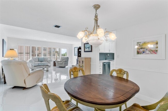 Photo - 3850 Galt Ocean Dr Unit 405