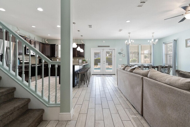 Photo - 94 Dolphin St Unit ID1285918P