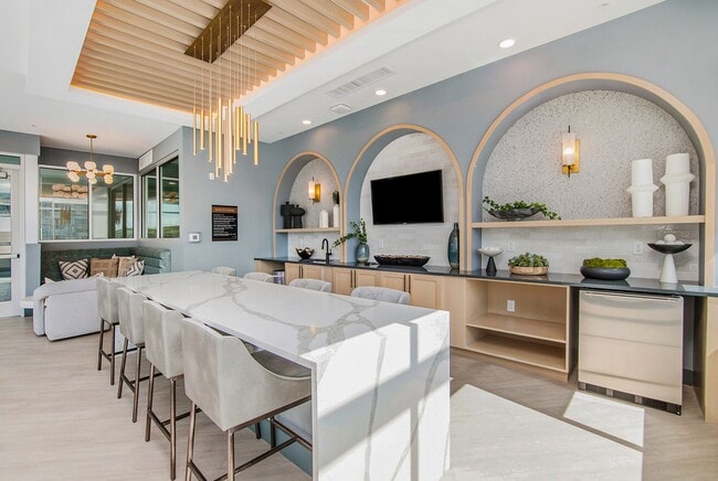 Building Photo - AVRA at RidgeGate Station