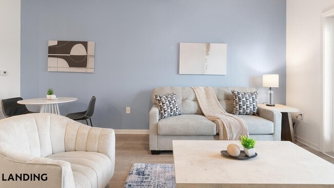 Building Photo - 4355 Tapestry Headwaters Dr Unit 4340-308