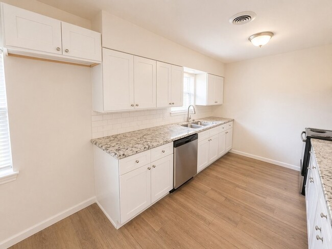 Photo - 12318 Braewick Dr