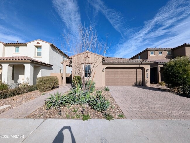 Photo - 4827 S 117th Ave