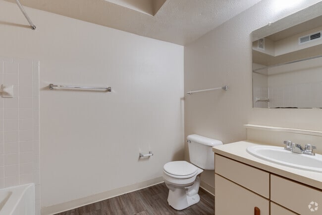 Photo - North Pointe Apartments