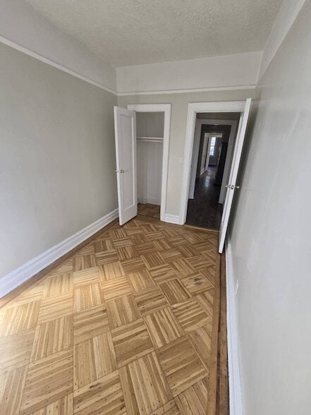 Photo - 31-16 81st St