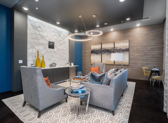 Building Photo - Main & Clay