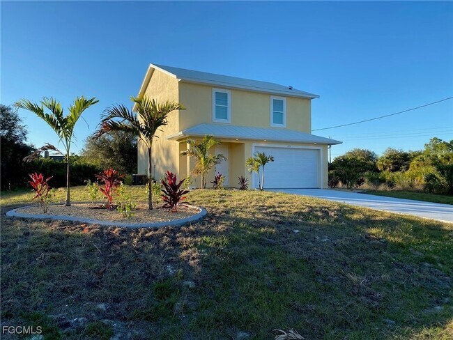 Photo - 272 Pelton Cir