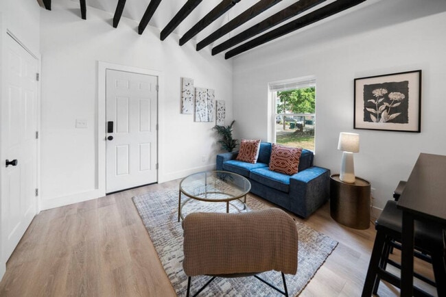 Photo - 704 Wayne St Unit ID1056107P