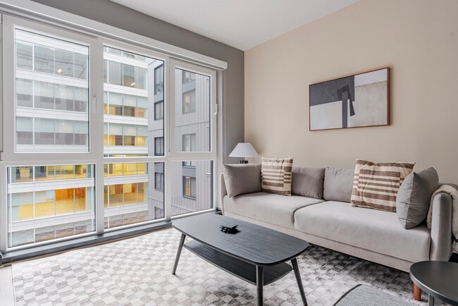 Building Photo - 1313 L St NW Unit FL6-ID1243