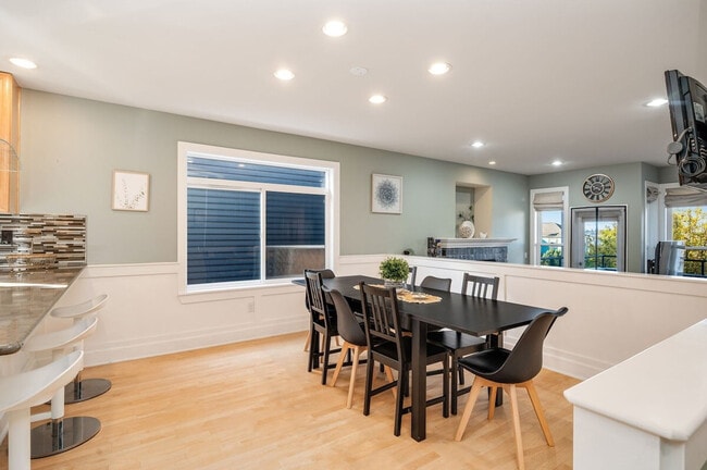 Photo - 4224 Francis Ave N Unit ID1036017P