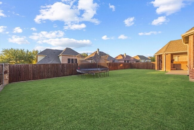 Photo - 201 Chatfield Dr