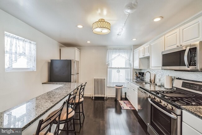 Photo - 6774 Ridge Ave