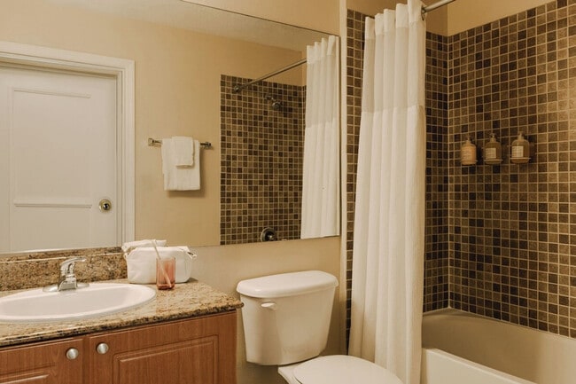 Photo - 7371 Universal Blvd Unit SI ID1285730P