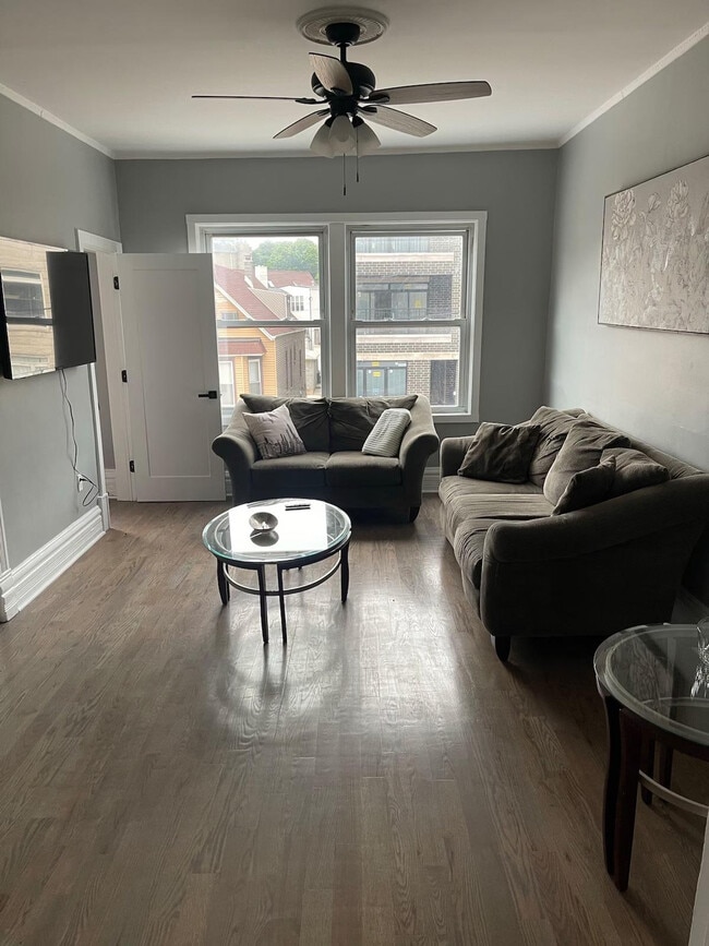 Building Photo - 2962 N Clybourn Ave Unit SI ID1460102P
