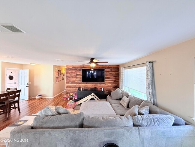 Photo - 4031 Hillview Rd