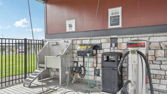 Photo - Springs at Pena Station