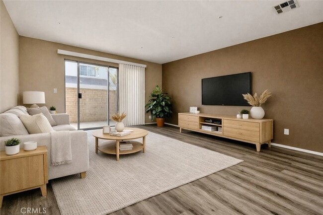 Photo - 17181 Elm Lane Unit E