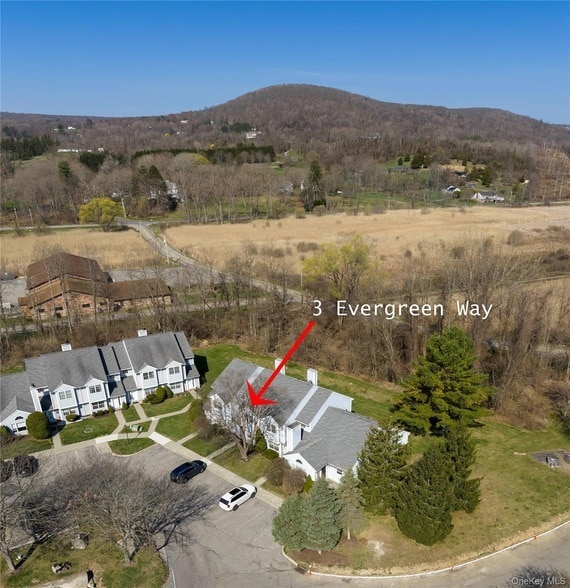 Photo - 3 Evergreen Way
