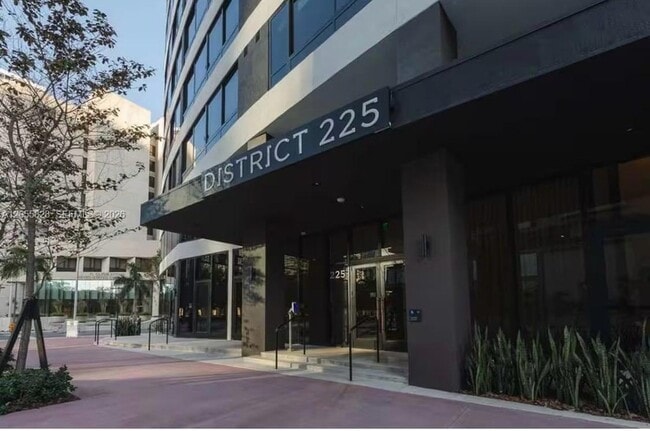Photo - 225 N Miami Ave Unit 2310