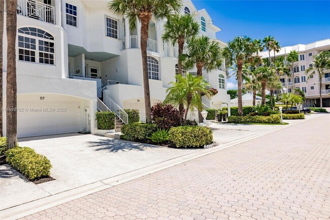 Photo - 117 Ocean Key Way