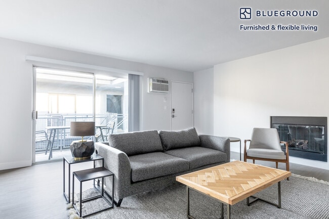 Photo - 1231 S Bundy Dr Unit FL2-ID233