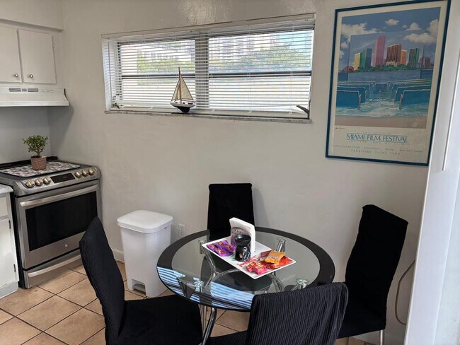 Photo - 441 NE 5th Ct Unit ID1281849P