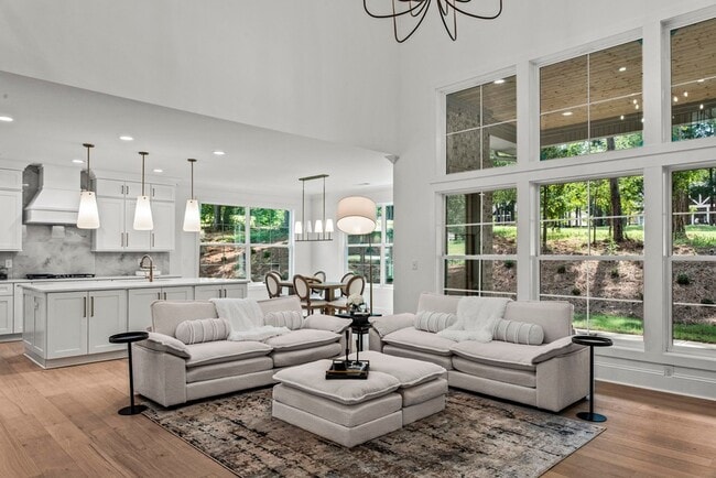 Photo - 1721 Osprey Poynte