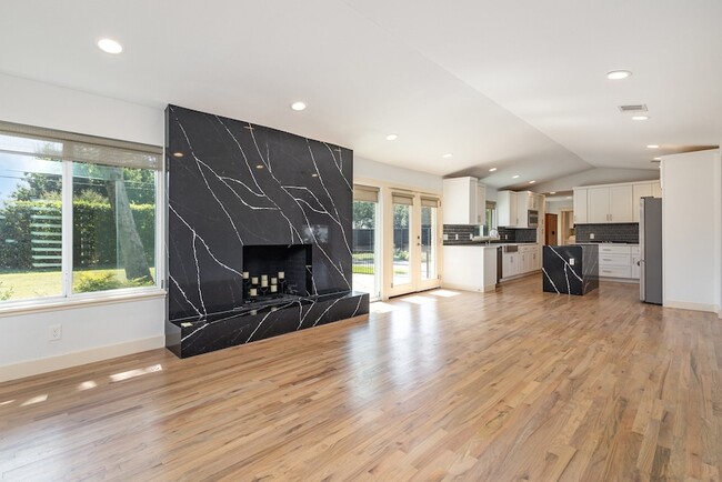 Photo - 5710 Forest Ln