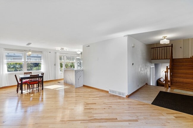 Photo - 2430 S Shag Bark Trail