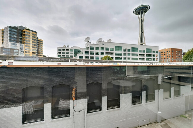 Photo - 101 Taylor Ave N Unit FL9-ID985