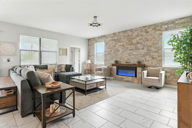 Photo - 2945 Fable St Unit ID1280910P