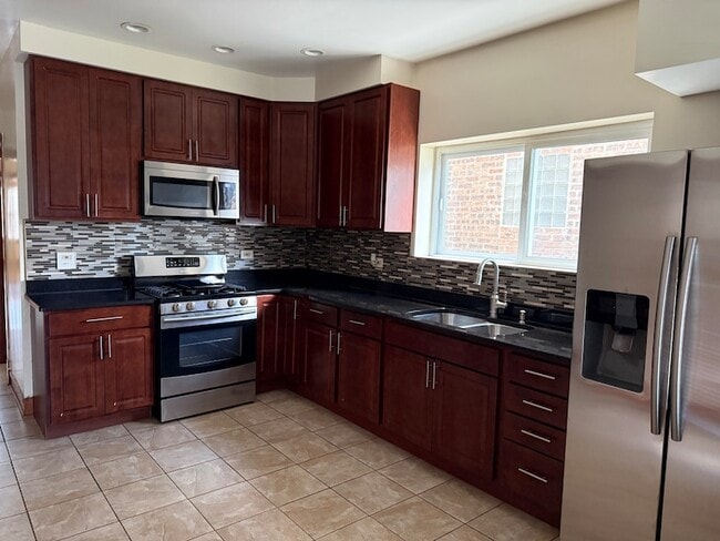 Photo - 2252 N Laramie Ave