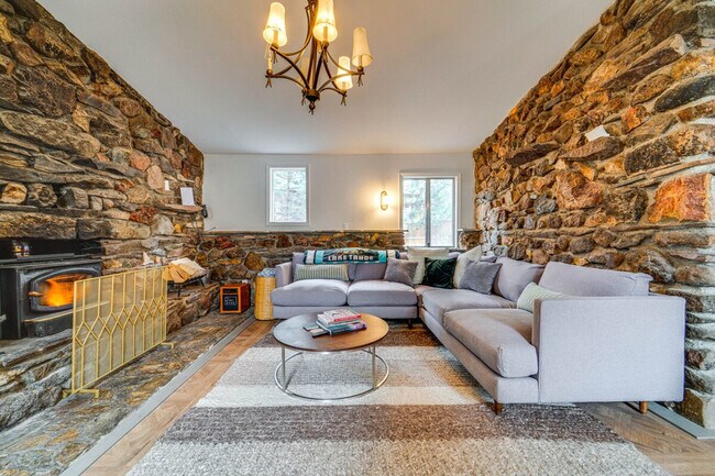 Photo - 627 Bear Valley Rd Unit SI ID1386162P