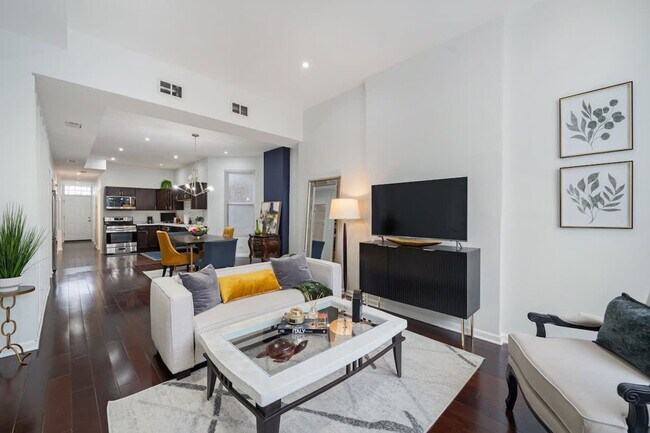 Photo - 2851 W Wilcox St Unit ID1244949P