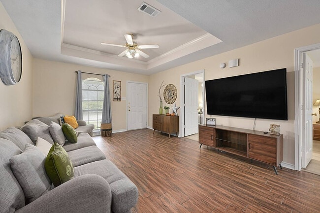 Photo - 2015 Colgate Dr Unit ID1328066P