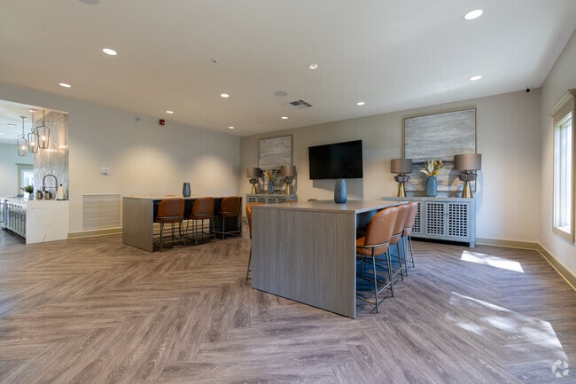 Mallard Crossing - Clubhouse - Mallard Crossing at St. Matthews