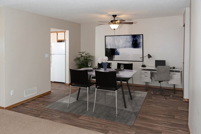Photo - Cinnamon Ridge Apartments
