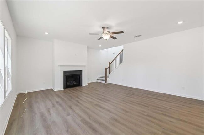 Photo - 64 Silverleaf Trl