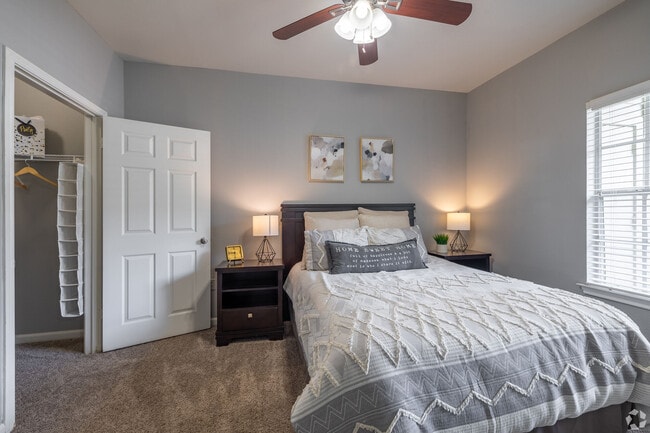 Photo - Westmount at Three Fountains