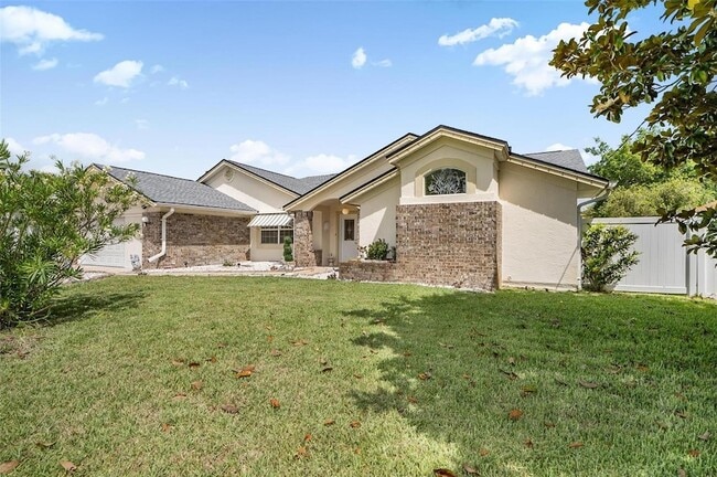 Photo - 77 Folcroft Ln