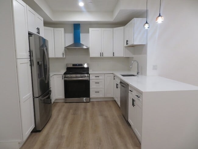 Building Photo - 178 Washington Ave Unit 102