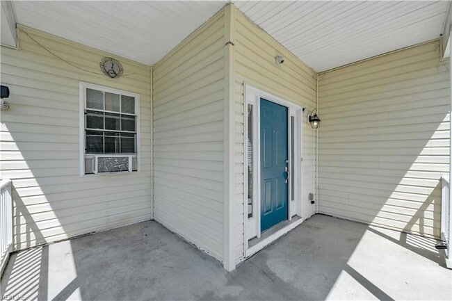 Photo - 4418 John St