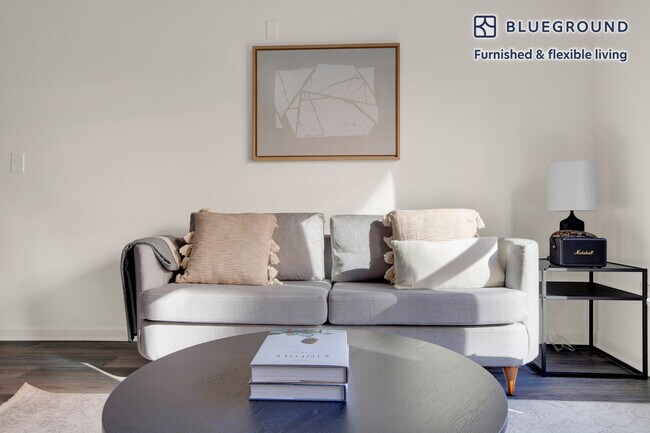 Photo - 1301 M St NW Unit FL5-ID480