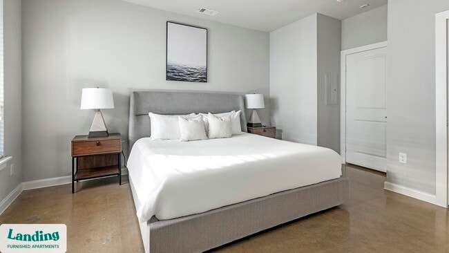 Building Photo - 4300 Cromwell Dr Unit 5106