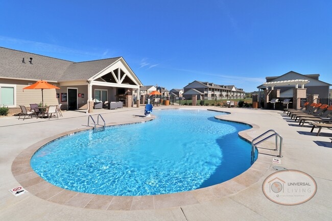 Pool - Universal at Town Creek