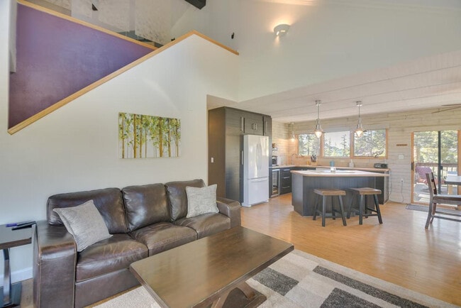 Photo - 465 Springmeadow Way Unit SI ID1385702P