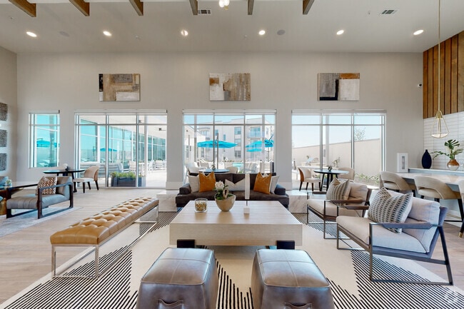 Clubroom - Ironcrest Apartments