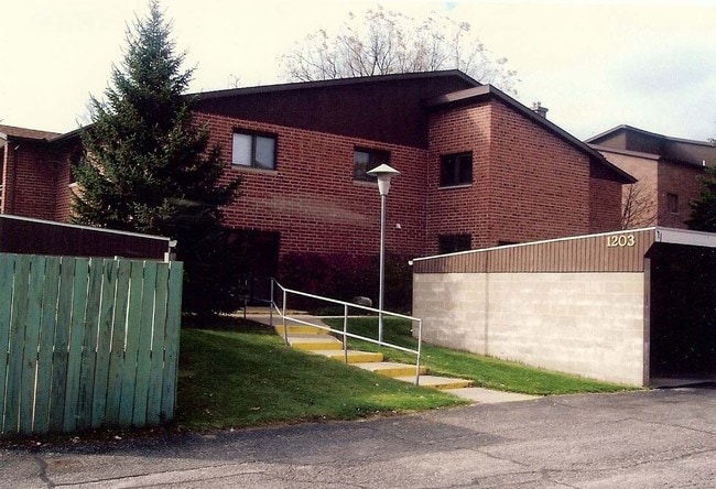 Covered Parking - Roselawn Apartments