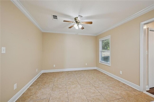 Photo - 2216 Teal St